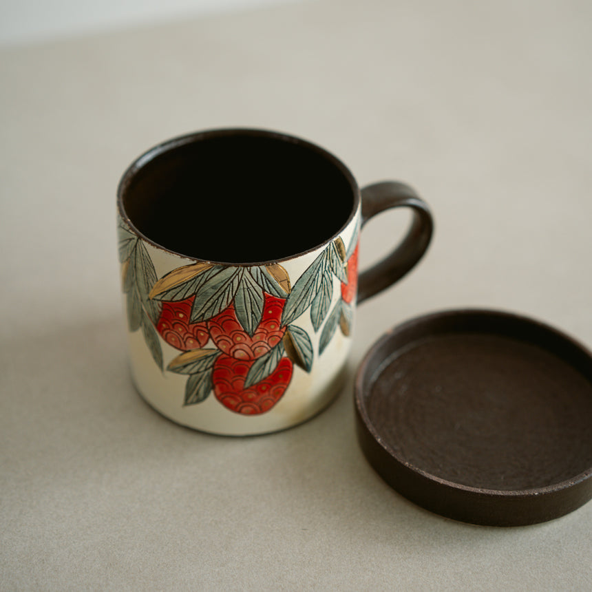 Etched Noir Lidded Black Clay Mug, Lychee
