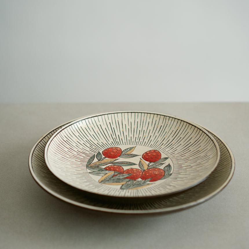 Floral Shadows Plate Collection - Lychee