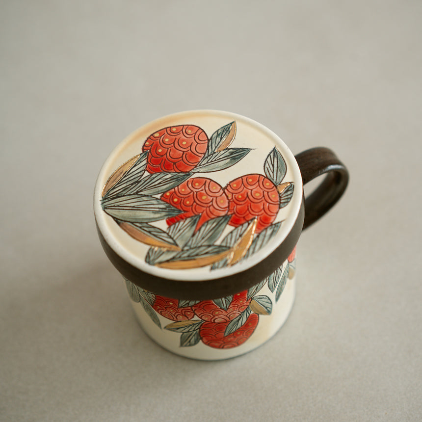 Etched Noir Lidded Black Clay Mug, Lychee