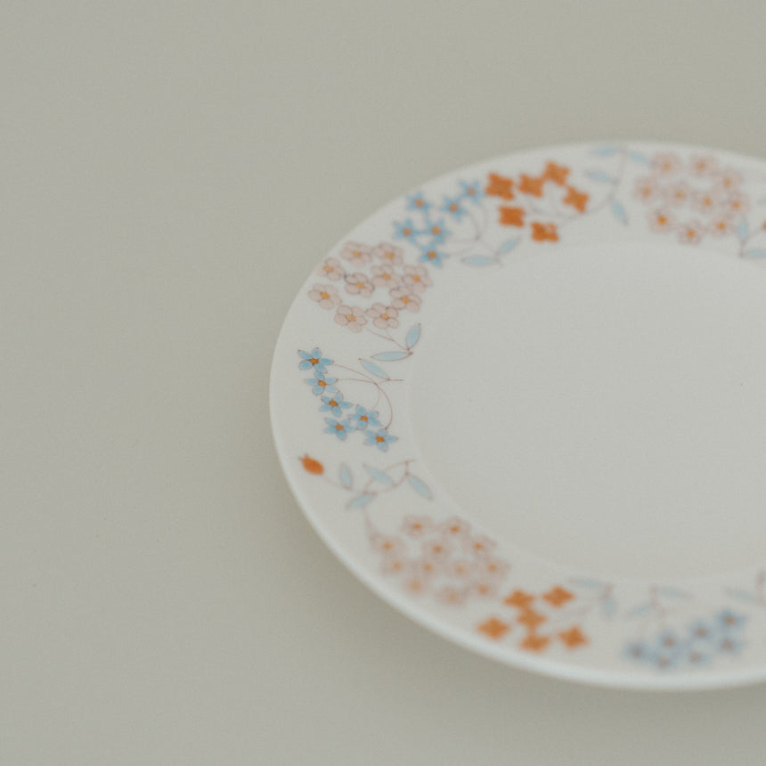 Hand-Painted Flowering Hoya Latte Bowl