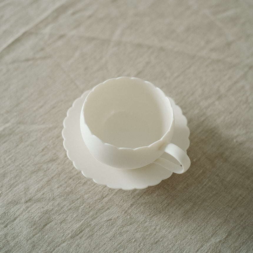 Petal Latte Mug with Saucer