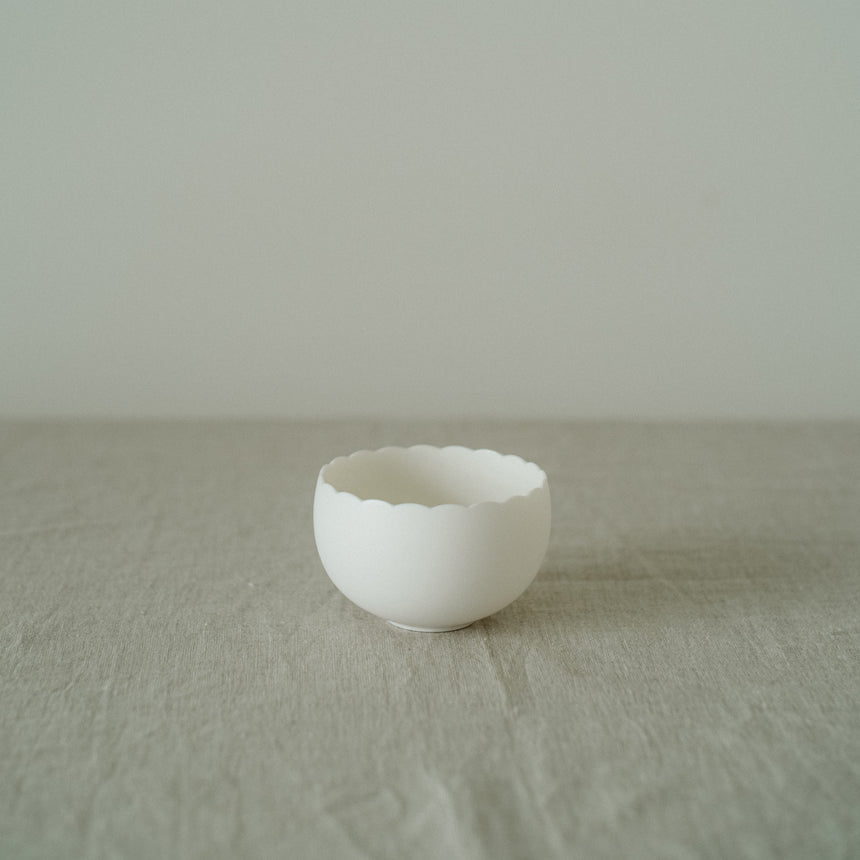 Petal Latte Bowl - Plain White