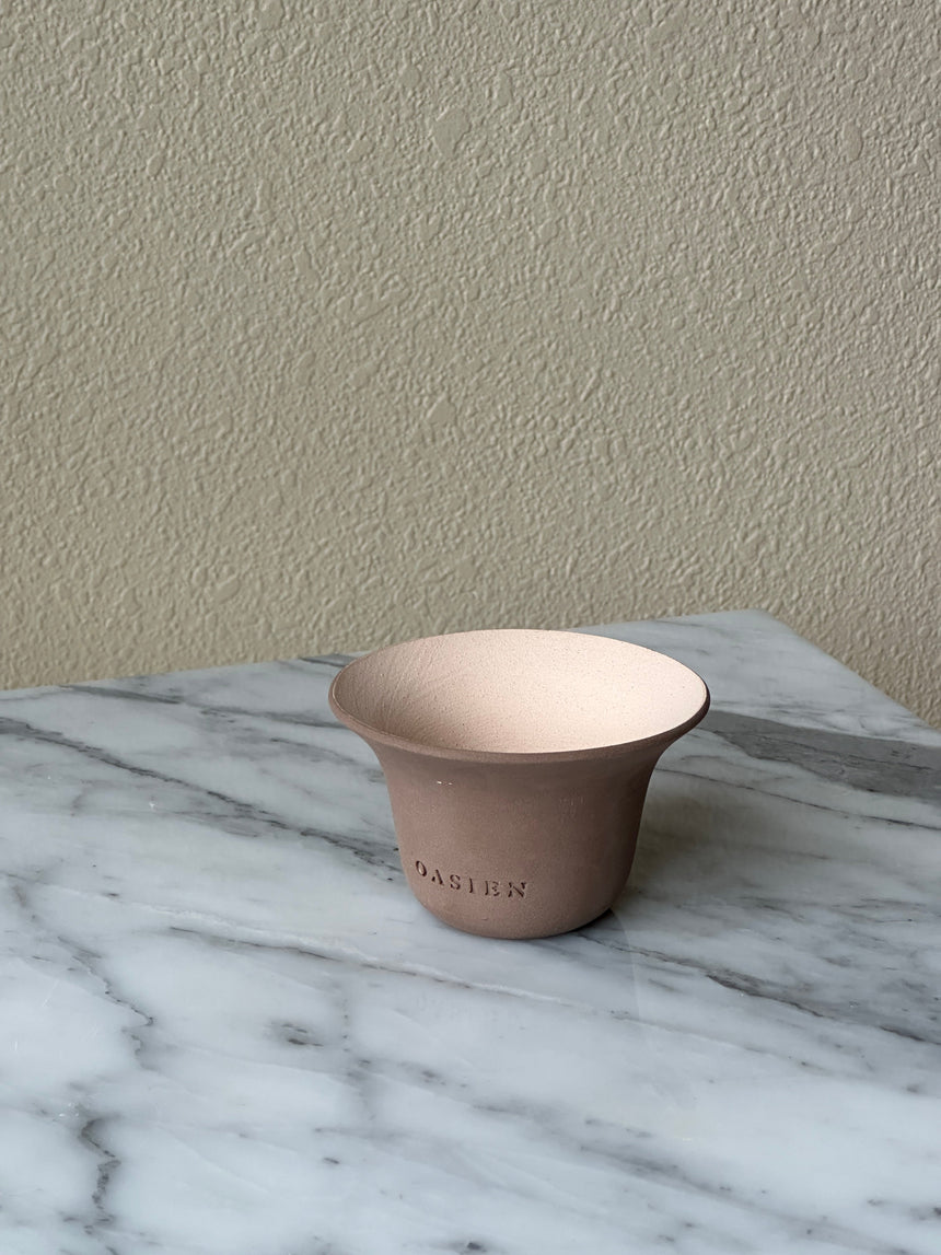 Poppy pot - brown & Ivory