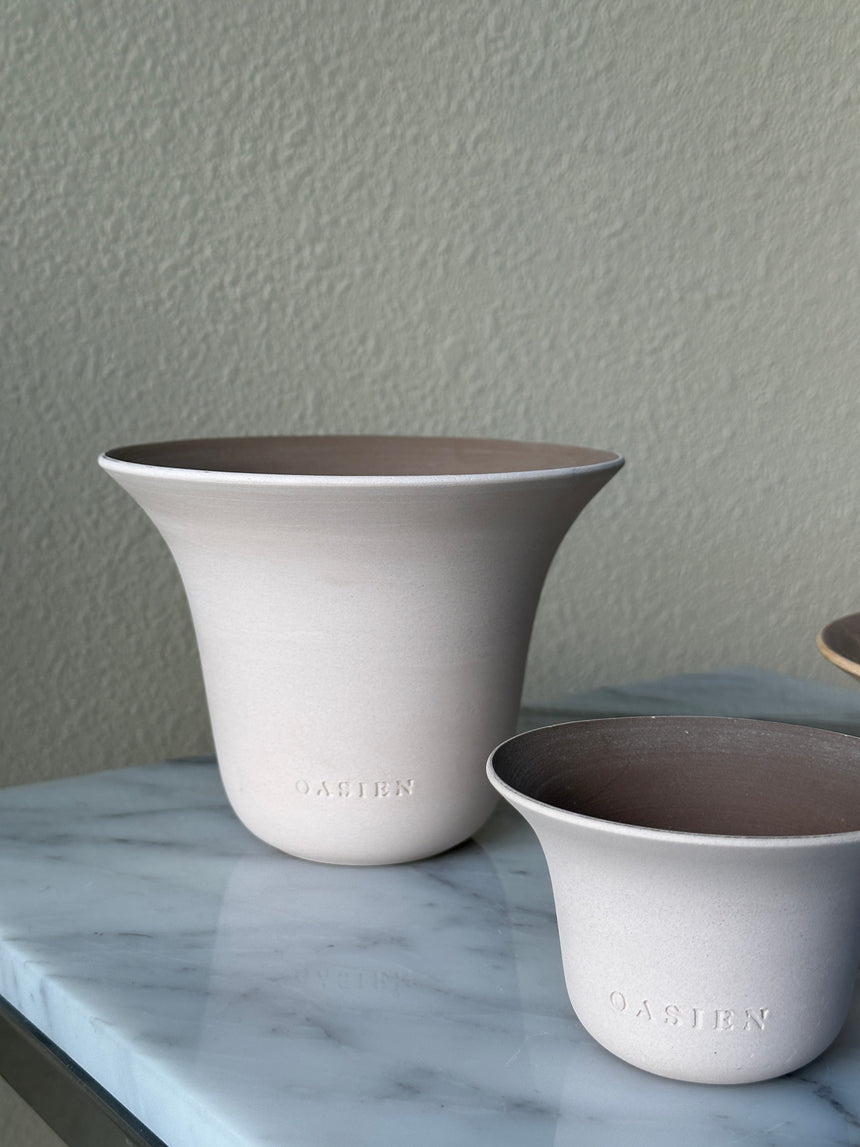 Poppy pot - ivory & brown