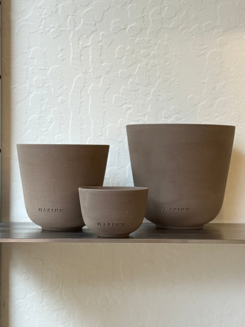 Saguaro pot - brown & brown