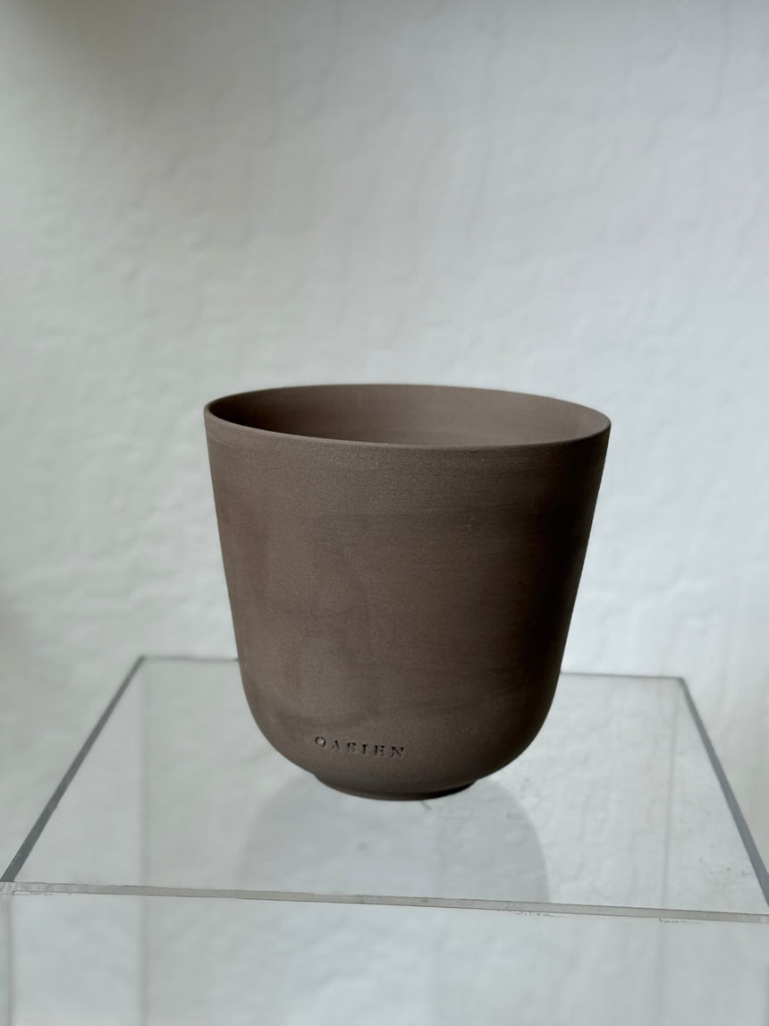 Saguaro pot - brown & brown