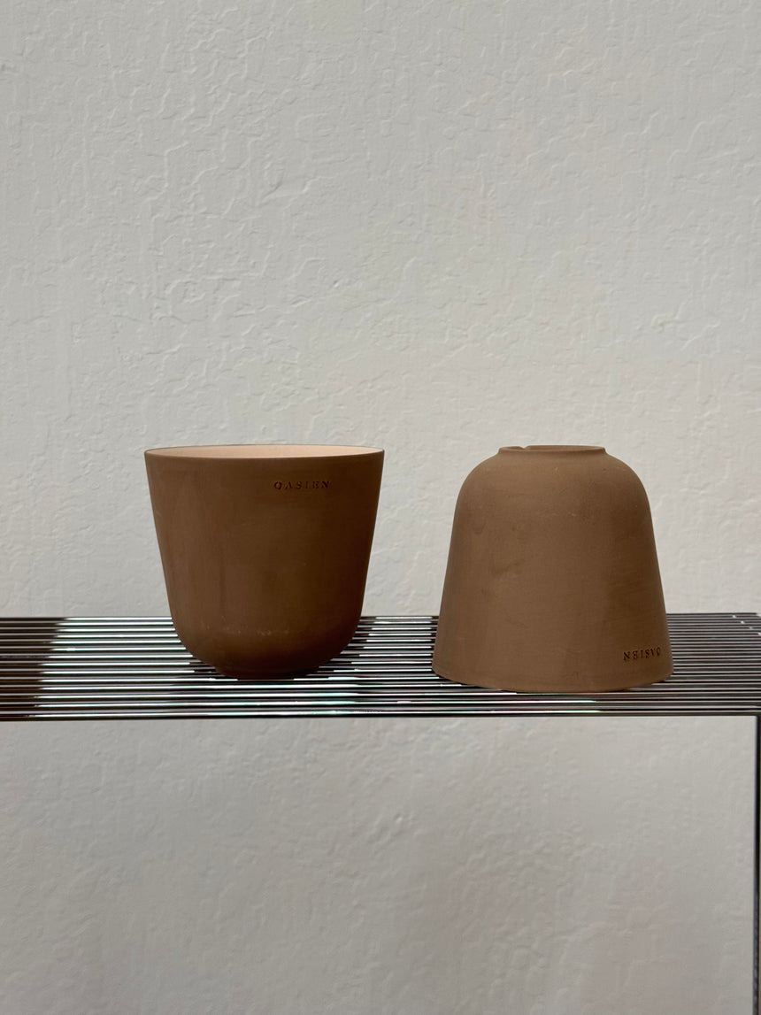 Saguaro pot - brown & ivory