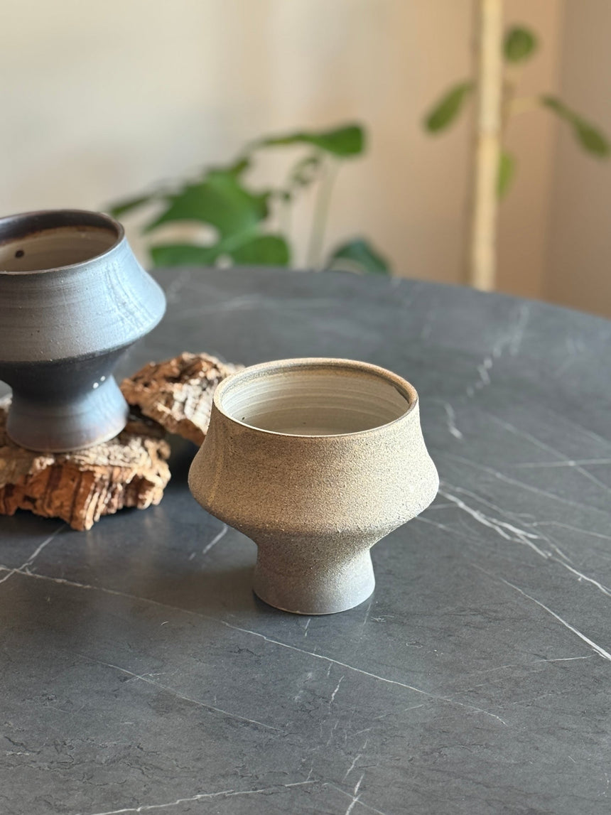 Ashen Hourglass Planter