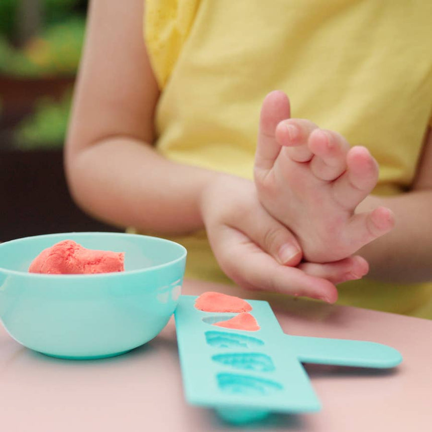 KiwiCo - Sensory Sand Shaved Ice Maker