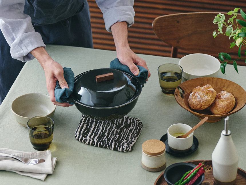 KAKOMI IH enamel pot with steam plate, 2L